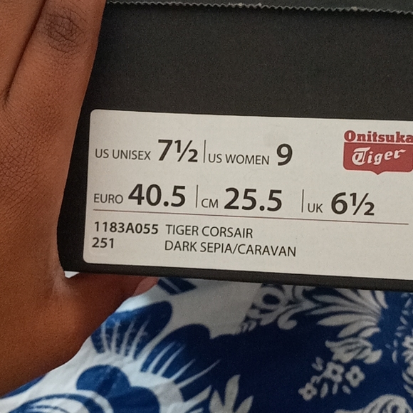 Shoe - Picture 3 of 5